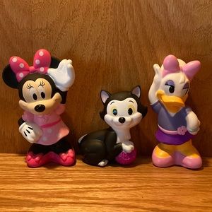 Minnie Mouse And Daisy Toys